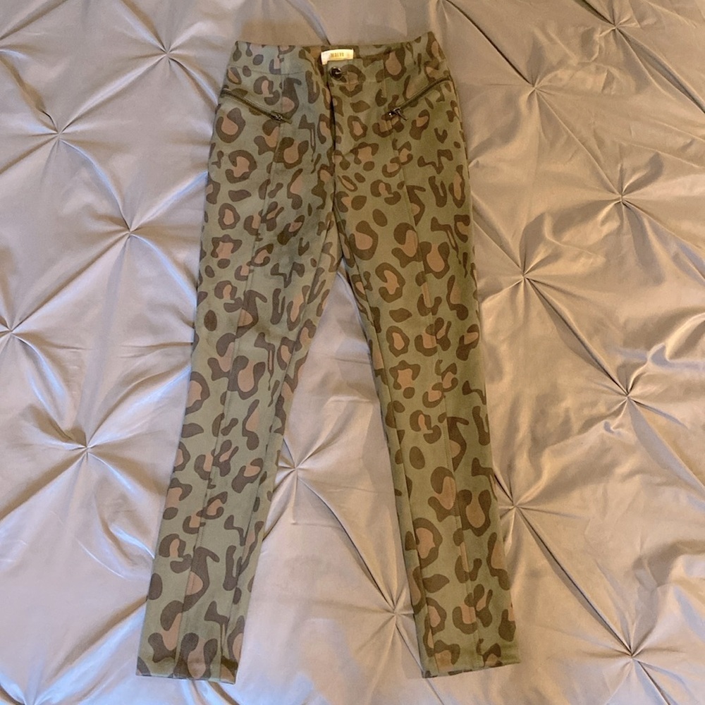 Anthropologie Maeve skinny leopard print pants sz 0